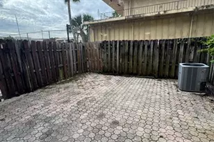 6560 SW 41st Pl, Davie, FL 33314 - Photo 14