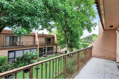 29  Laredo Pl, Unit #29, Davie, FL 33324 - Photo 14