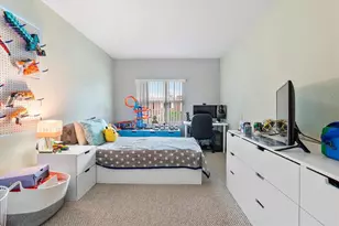 29 Laredo Pl, Davie, FL 33324 - Photo 10