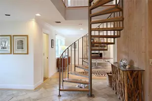 902 Holoma Dr, Vero Beach, FL 32963 - Photo 8