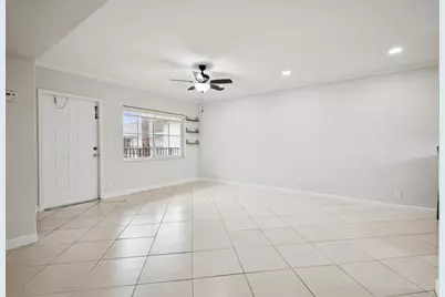 924 SE 2nd St, Unit #36, Fort Lauderdale, FL 33301 - Photo 8