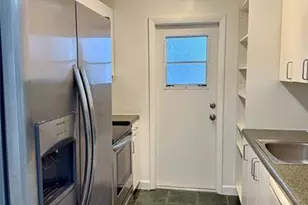 3061 NE 49th St, Fort Lauderdale, FL 33308 - Photo 6