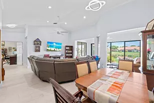 8486 Heather Pl, Boynton Beach, FL 33472 - Photo 14