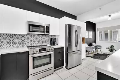 7775  Southampton Ter, Unit #405, Tamarac, FL 33321 - Photo 12