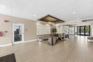 3675 N Country Club Dr, Aventura, FL 33180 - Photo 30