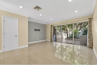 3007 NW 5th Ter, Pompano Beach, FL 33064 - Photo 10