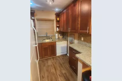 237  Farnham J, Unit #237, Deerfield Beach, FL 33442 - Photo 4