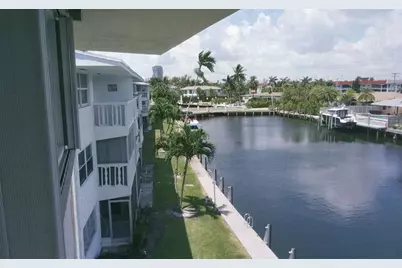 460  Paradise Isle Blvd, Unit #301, Hallandale Beach, FL 33009 - Photo 1