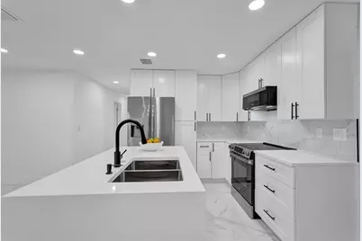 4138 SW 48th Ct, Fort Lauderdale, FL 33314 - Photo 8