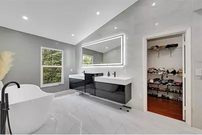 7501  Red Bay Place, Coral Springs, FL 33065 - Photo 18