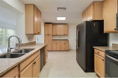 735 NW 73rd Ter, Margate, FL 33063 - Photo 18