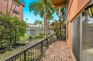 620 Tennis Club Dr, Fort Lauderdale, FL 33311 - Photo 26