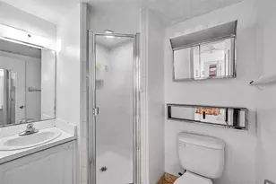 620 Tennis Club Dr, Fort Lauderdale, FL 33311 - Photo 18