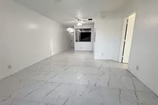 10687 Royal Palm Blvd, Coral Springs, FL 33065 - Photo 6