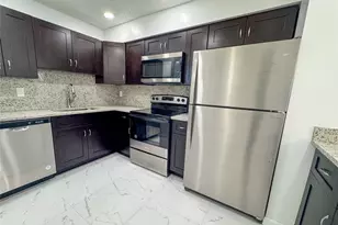 10687 Royal Palm Blvd, Coral Springs, FL 33065 - Photo 4