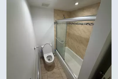 19428 NE 26th Ave, Unit #103, Miami, FL 33180 - Photo 42