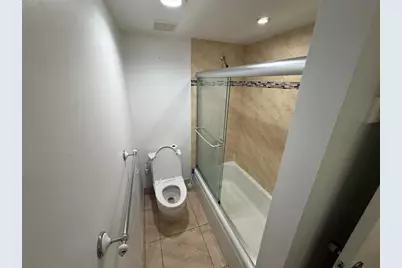 19428 NE 26th Ave, Unit #103, Miami, FL 33180 - Photo 44