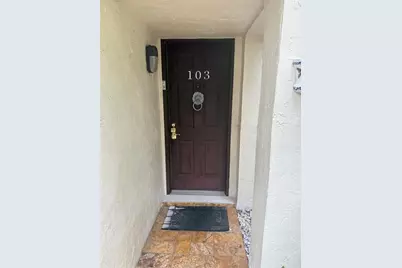 19428 NE 26th Ave, Unit #103, Miami, FL 33180 - Photo 2