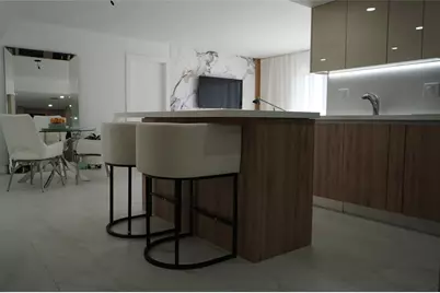 6941  Carlyle Ave, Unit #4C, Miami Beach, FL 33141 - Photo 8