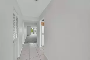 7210 Lake Cir Dr, Margate, FL 33063 - Photo 2