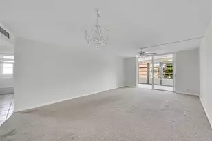 7210 Lake Cir Dr, Margate, FL 33063 - Photo 4