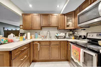 7041  Environ Blvd, Unit #326, Lauderhill, FL 33319 - Photo 2