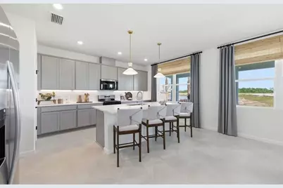 10661 NW Suncrest Lp, Port Saint Lucie, FL 34987 - Photo 6