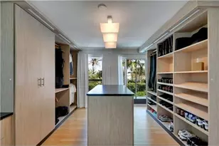 8301 NE 10th Ave, Miami, FL 33138 - Photo 10