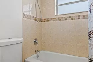 4191 NW 41st St, Lauderdale Lakes, FL 33319 - Photo 10