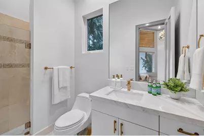 1518 E Lake Dr, Fort Lauderdale, FL 33316 - Photo 22