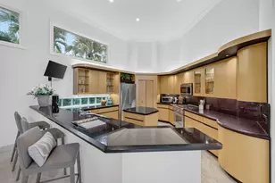 1518 E Lake Dr, Fort Lauderdale, FL 33316 - Photo 8