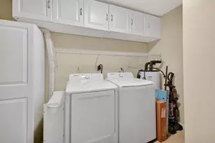 5717 NW 17th Ct, Lauderhill, FL 33313 - Photo 30