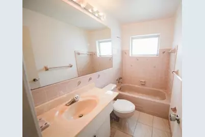 4955 NW 55th St, Tamarac, FL 33319 - Photo 10