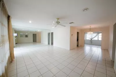 4955 NW 55th St, Tamarac, FL 33319 - Photo 4