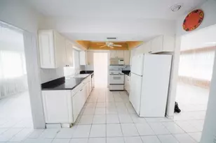 4955 NW 55th St, Tamarac, FL 33319 - Photo 6