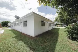 4955 NW 55th St, Tamarac, FL 33319 - Photo 14