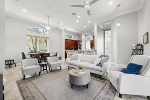 9005 One Putt Pl, Port Saint Lucie, FL 34986 - Photo 8