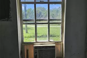 421 N 10th St, Fort Pierce, FL 34950 - Photo 28