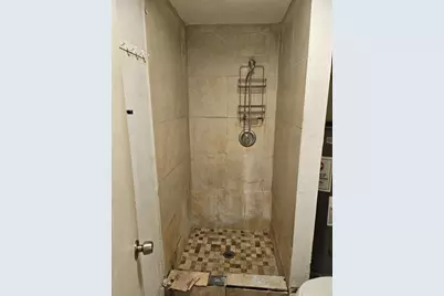 421 N 10th St, Fort Pierce, FL 34950 - Photo 18