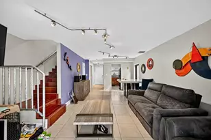 450 SE 7th St, Dania Beach, FL 33004 - Photo 8