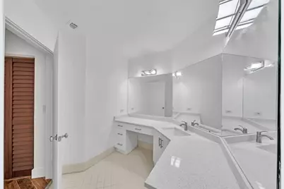 4111  Coral Tree Cir, Unit #324, Coconut Creek, FL 33073 - Photo 20