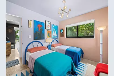 2424 NW 8th Ave, Wilton Manors, FL 33311 - Photo 20