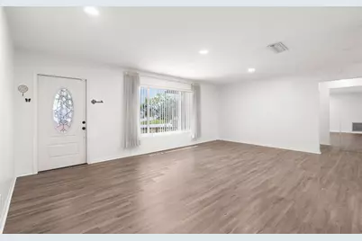 1165 NW 67th Ave, Margate, FL 33063 - Photo 4