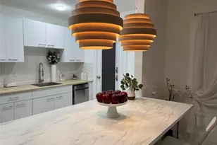 11685 Canal Dr, North Miami, FL 33181 - Photo 4