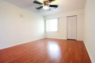 300 SW 134th Way, Pembroke Pines, FL 33027 - Photo 14