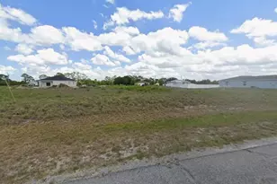 9048 Green Cir, Port LaBelle, FL 33935 - Photo 4