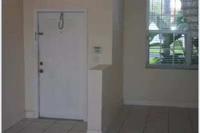 7588 NW Parkside Lane, Margate, FL 33063 - Photo 4