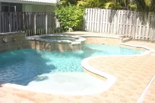 7588 NW Parkside Ln, Margate, FL 33063 - Photo 30