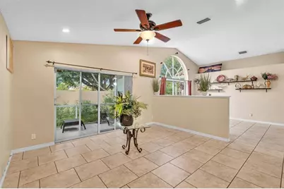 10946  Crescendo Cir, Boca Raton, FL 33498 - Photo 16