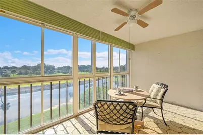 7620 NW 18th St, Unit #403, Margate, FL 33063 - Photo 2